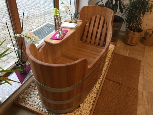 Holzwanne Holzbadewanne Badewanne aus Holz Bottich Zuber Wanne4 BWROM190_800.jpg